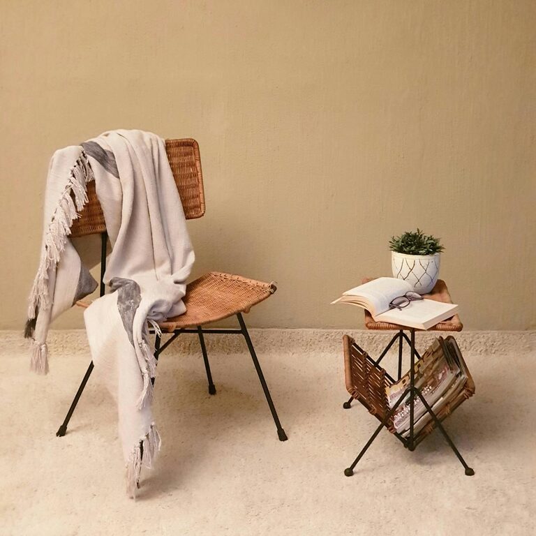 Tips for Creating a Cozy and Inviting Reading Nook at Home